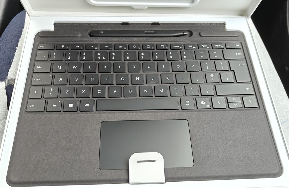 Zestaw Microsoft Surface Pro Keyboard + Rysik Slim Pen | Czarny