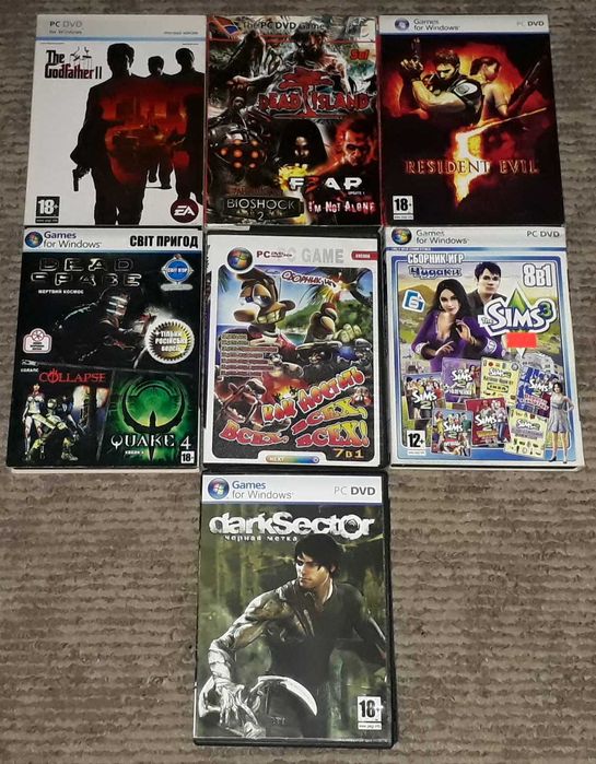 Диск с играми для ПК.