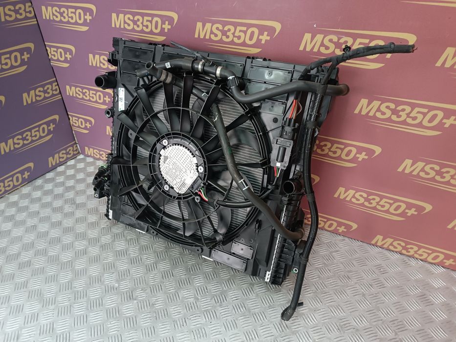 Касета радіаторів БМВ Х7 Г07 BMW X7 G07 17115A5C817 радиатор розборка шрот запчастини