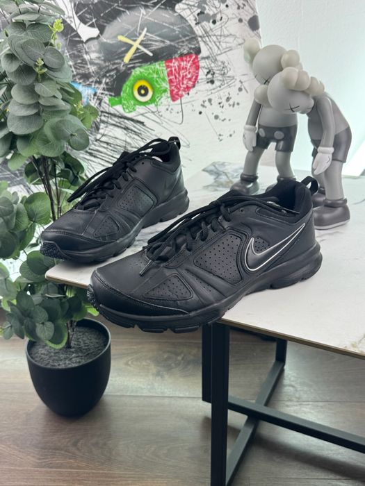 Кросівки шкіряні Nike T Lite 45 розмір Е15156