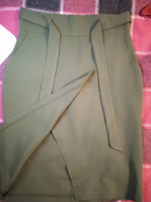 Продаю нові спідниці