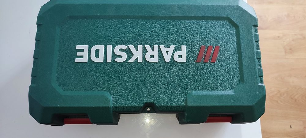 Болгарка акамуляторна