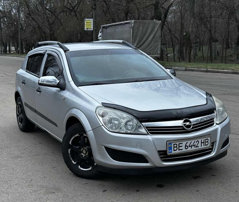 Opel Astra H 2008 • 1.4 Газ/Бензин • Механіка