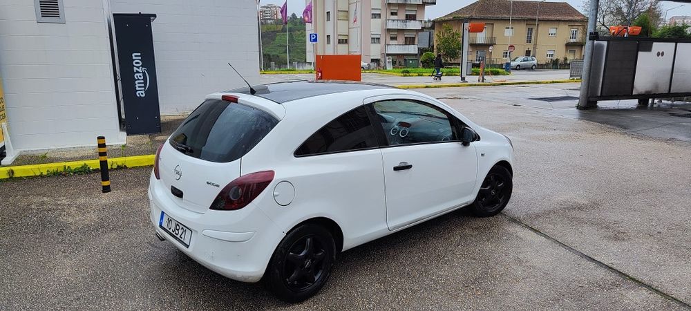 Opel corsa coupé  2010
