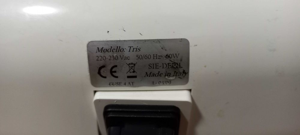 Base tripla depilação a cera em roll-on (usada)