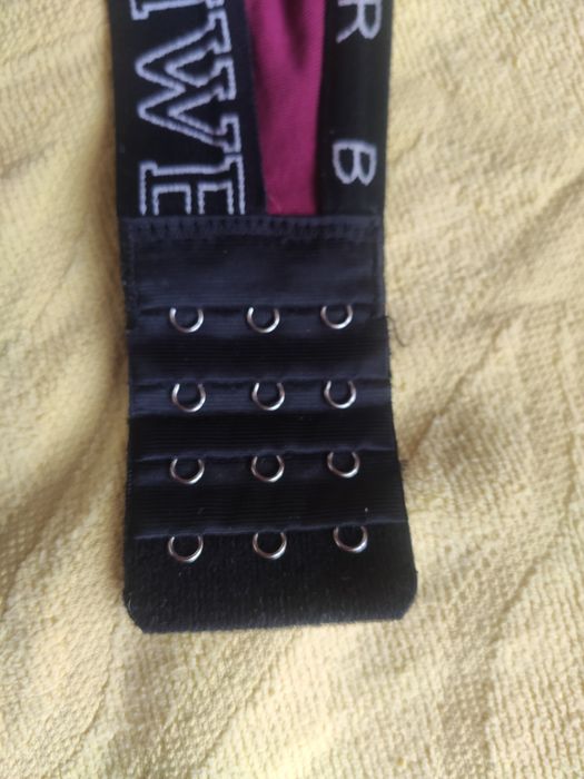 Бюстгальтер спортивний