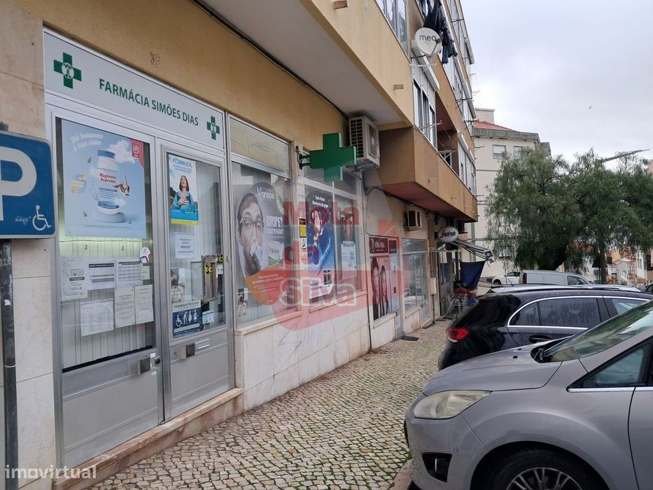 Excelente Loja em Alverca do Ribatejo