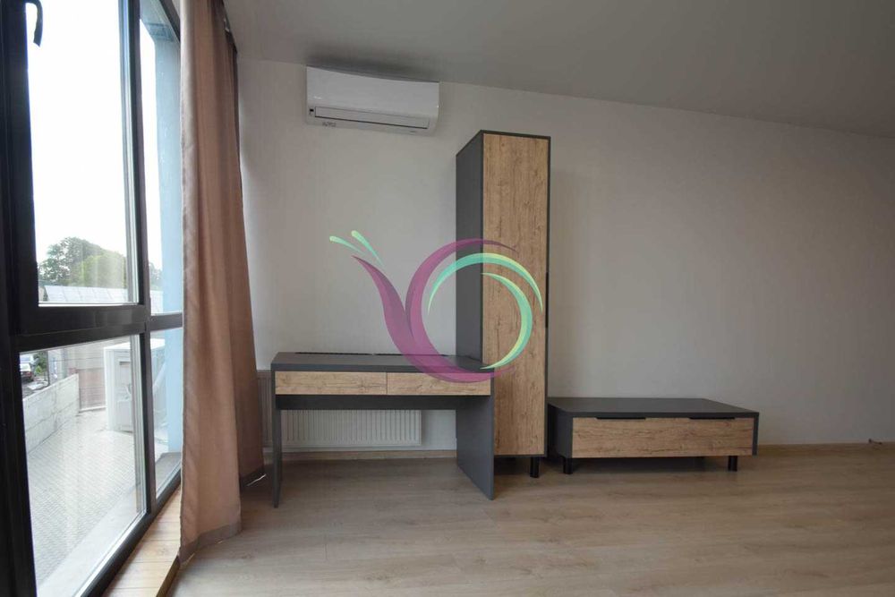 1-к. квартира-студія з ремонтом та і/о в центрі за вул. Замонастирська