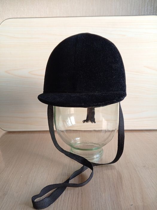 Шлем для верховой езды