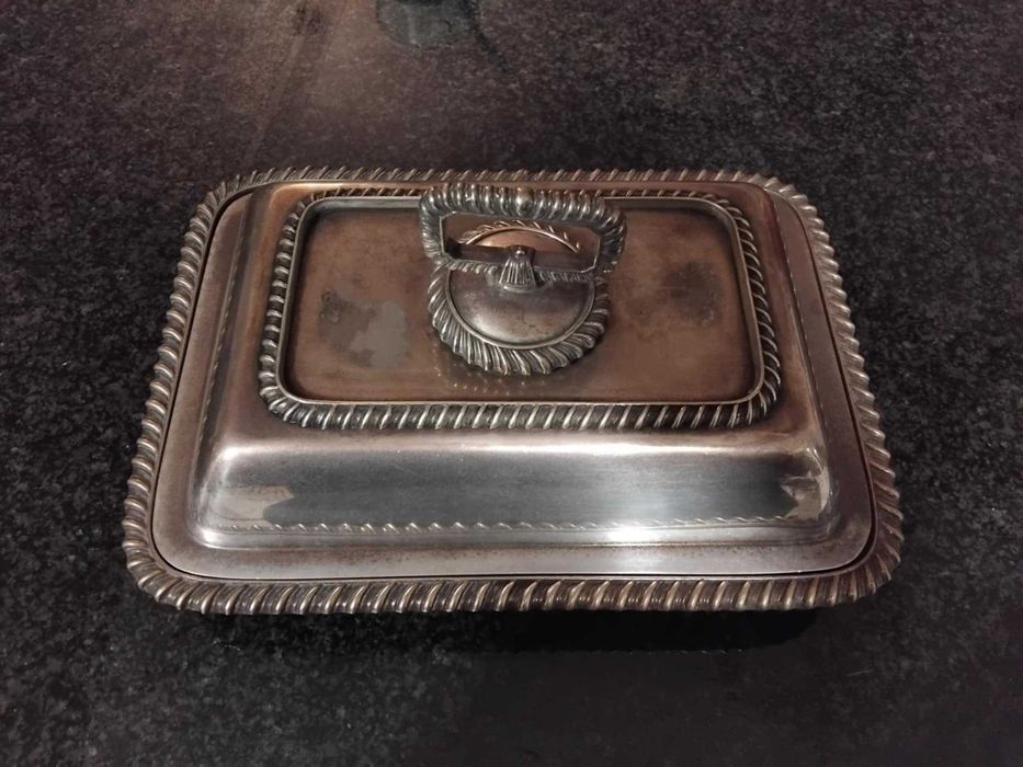 Travessa retangular em prata galvanizada Walker & Hall, Sheffield