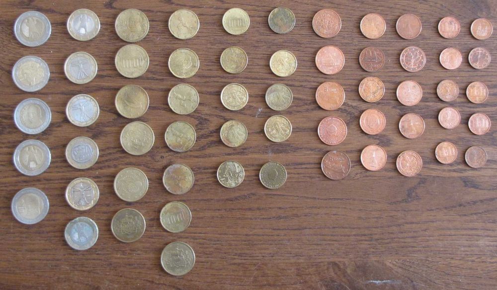 Монеты EURO обменяю по номиналу на банкноту.