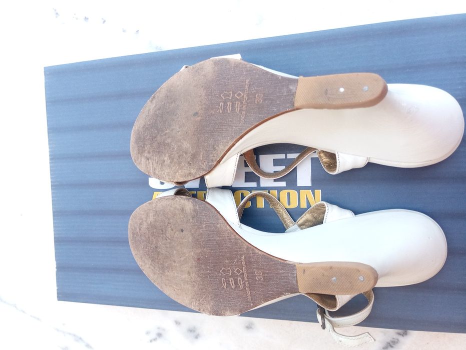 Sandálias de mulher 38