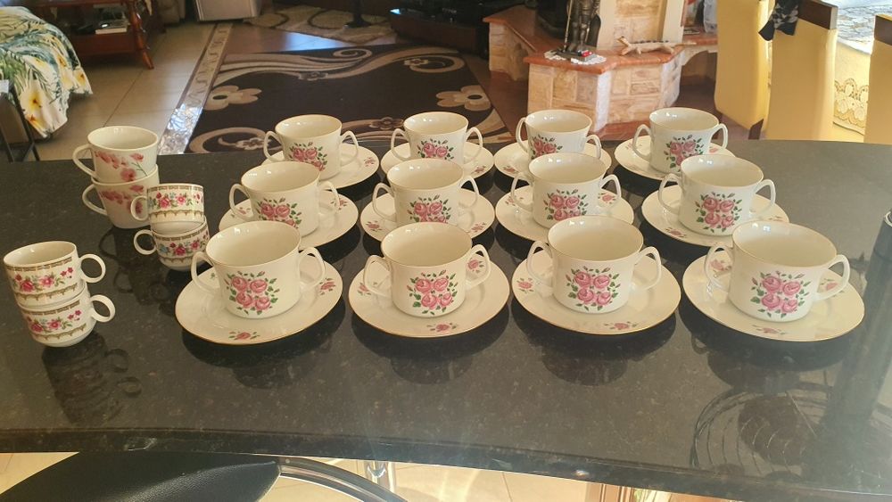 Zastawa filiżanki talerze PRL kryształy