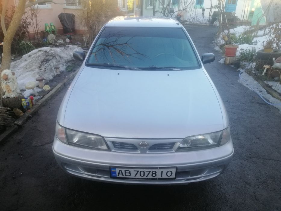 Nissan Almera N15 1996