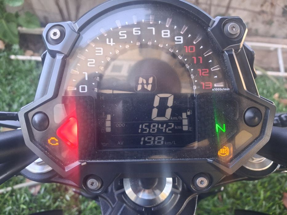 Kawasaki z 650 negociável