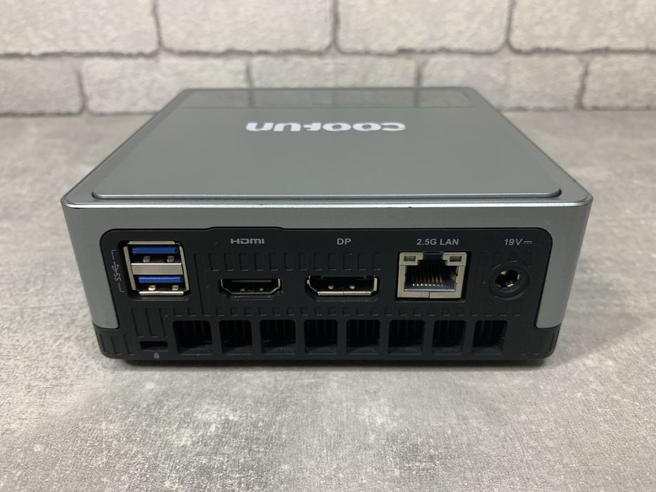 Mini PC MINISFORUM UM350 (Ryzen 5 3550H/SSD 512GB/8GB DDR4) міні