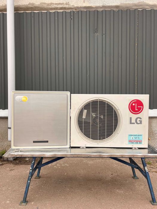 Кондиціонер LG  Art Cool Panel до 25 м2