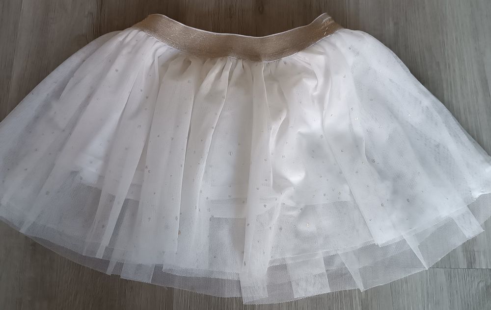 Biała świąteczna spódniczka ze złotą nitką r. 80