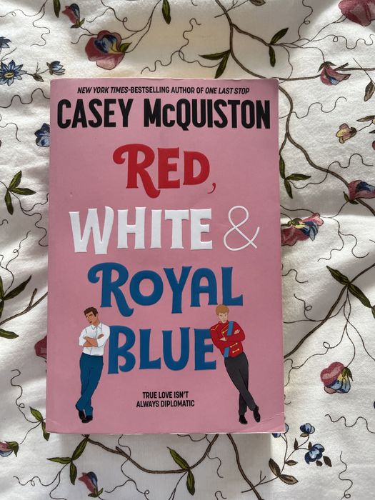 Red, white & royal blue de Casey McQuiston