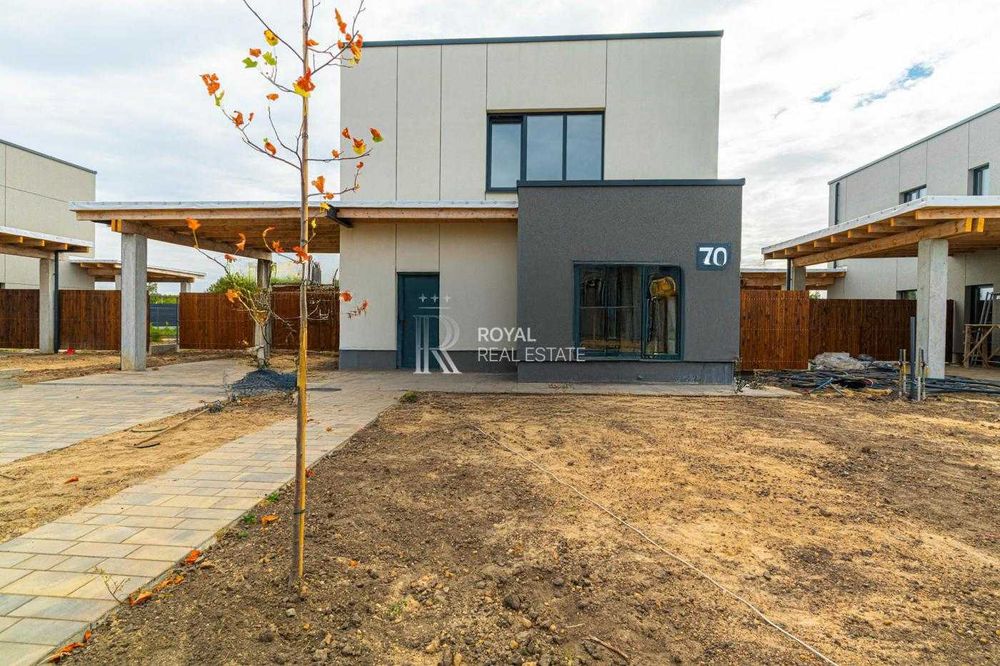Продаж Будинок Крушинка КМ «Тепло» 4 спальні 150 м² 6 соток Газ Артезіанська вода Охорона Червона цегла Під чистову 20 хв до Києва Власний двір