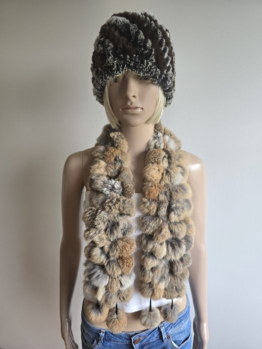 Vintage komplet futrzany lata 80/90 – czapka rex królik,szalik pompony