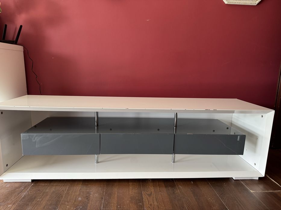 Szafka pod tv 150 cm x39 cm
