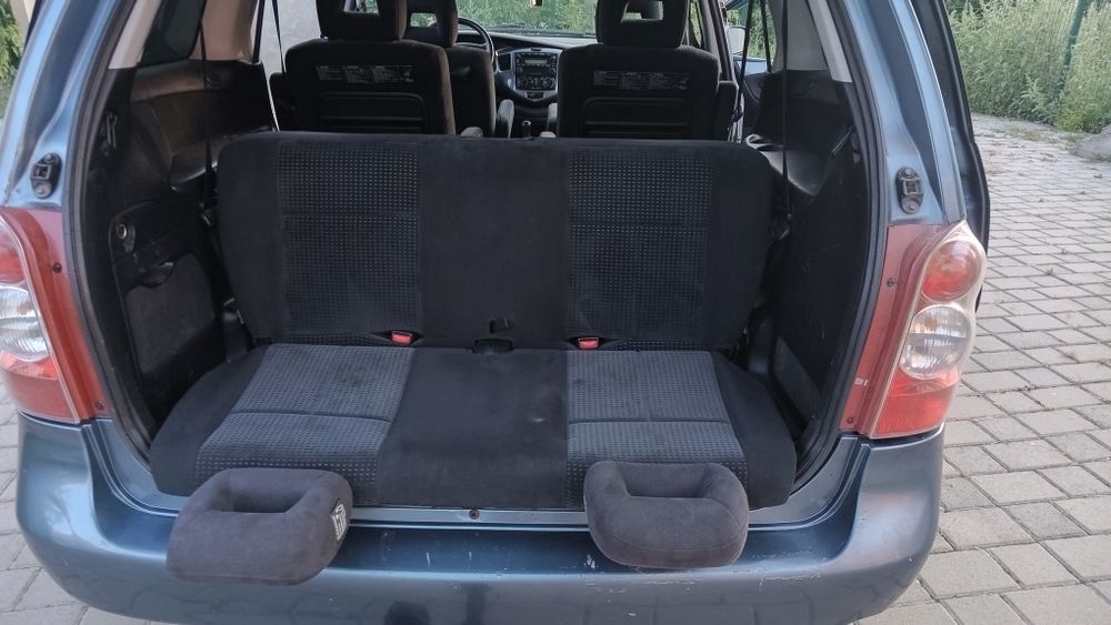Продам Mazda MPV