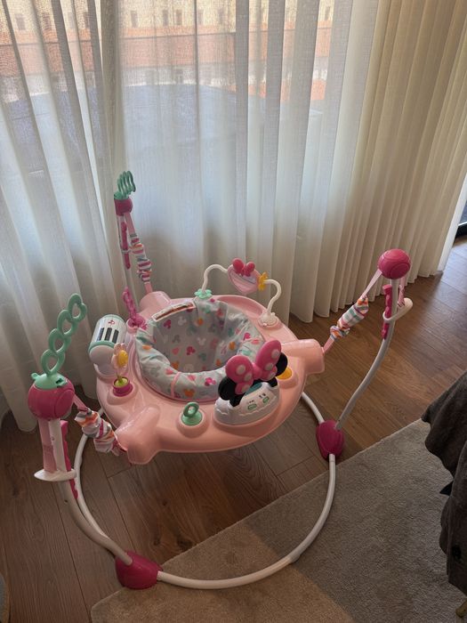 Pula pula Novo com caixa Minnie