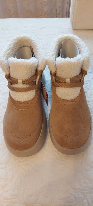 Nowe z metkami oryginalne buty zimowe Skechers rozmiar 38