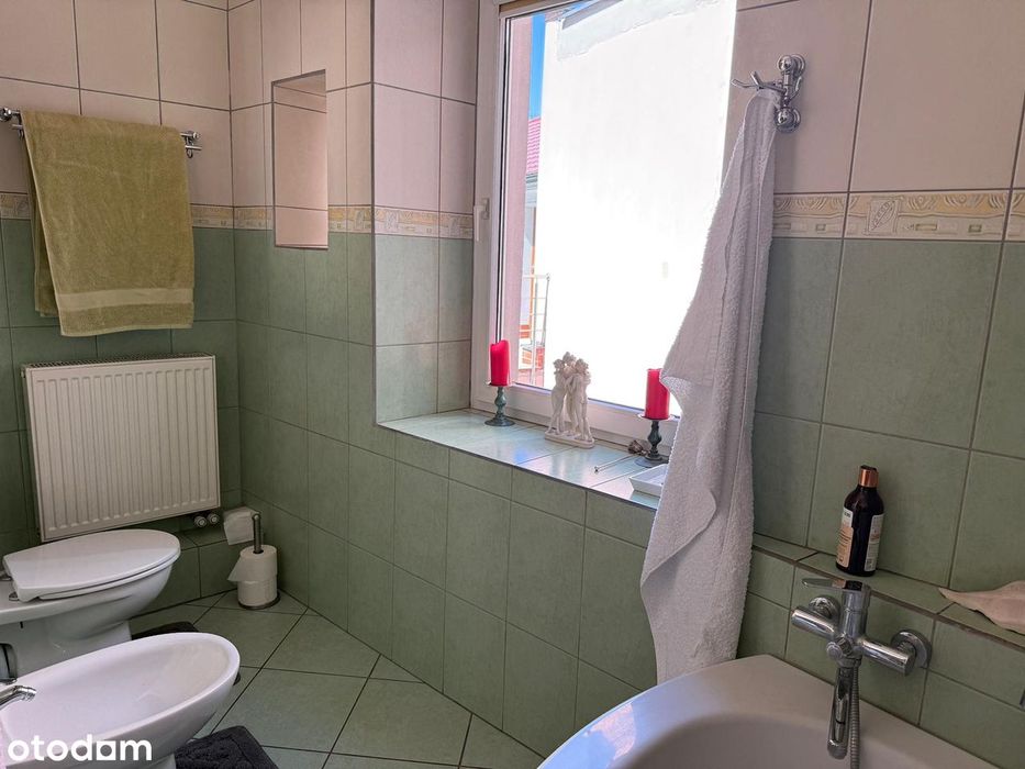 4 pokoje, możliwość 2 mieszkań, obok RYNKU !!!