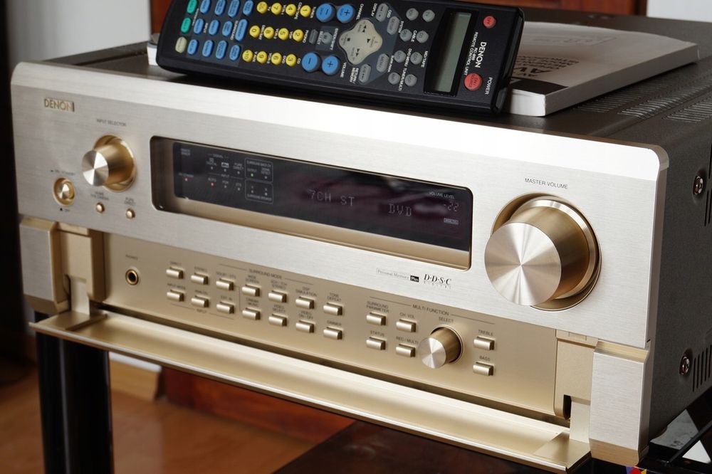 High-end Denon AVC-A11SR Amplifier64584476774914122