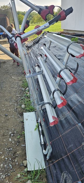 Bagażnik  rowerowy na klapę t5 na 4 rowery