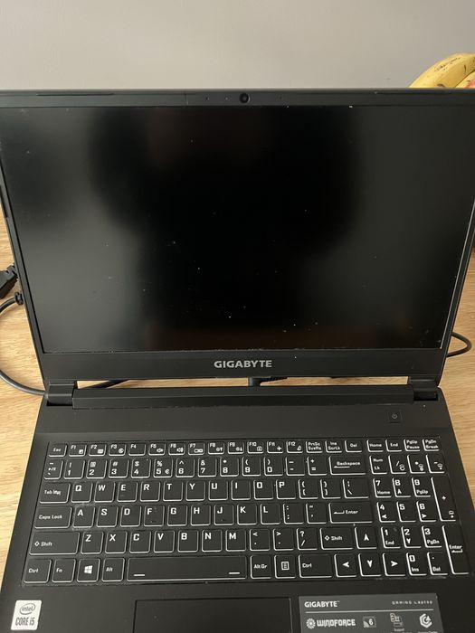 Sprzedam laptop gigabyte g5