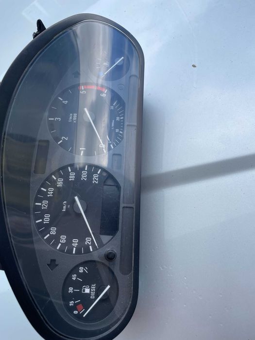 Bmw 3 e36 licznik zegary VDO 1.6 M43 COMPAKT 8371.558 1.8tds 8.361.210