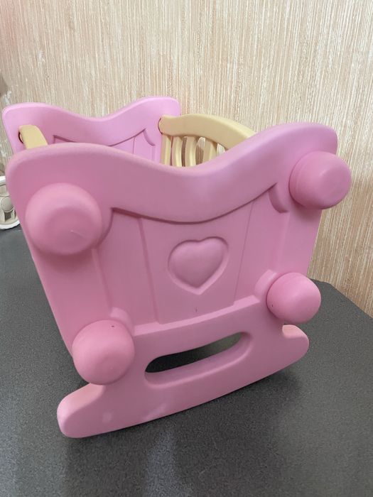 Ліжко для ляльки