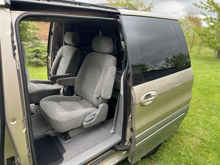 Kia carnival 2.9 crdi дизель