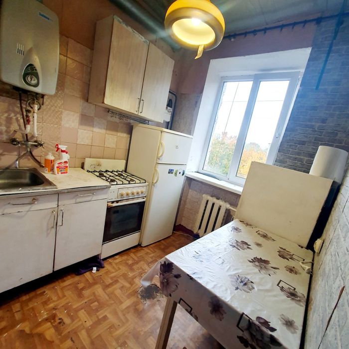 Продам 1-кімнатну квартиру Виставка / СВ