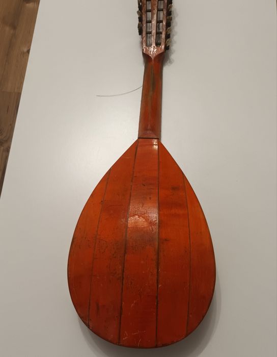 Stara mandolina gitara