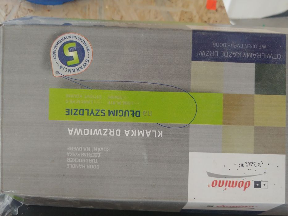 Klamka do drzwi domino