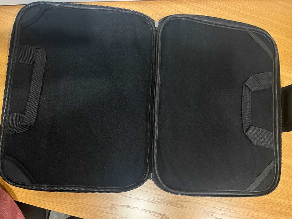 Bolsa para portátil Adidas nova