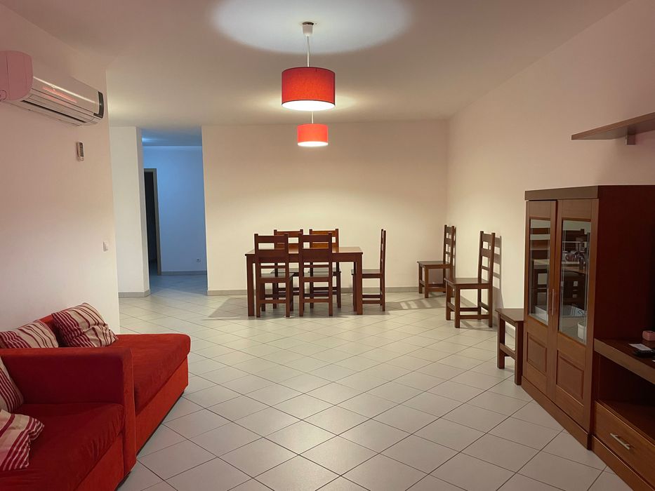 APARTAMENTO T3 - ENCOSTA DA MARINA - PORTIMÃO