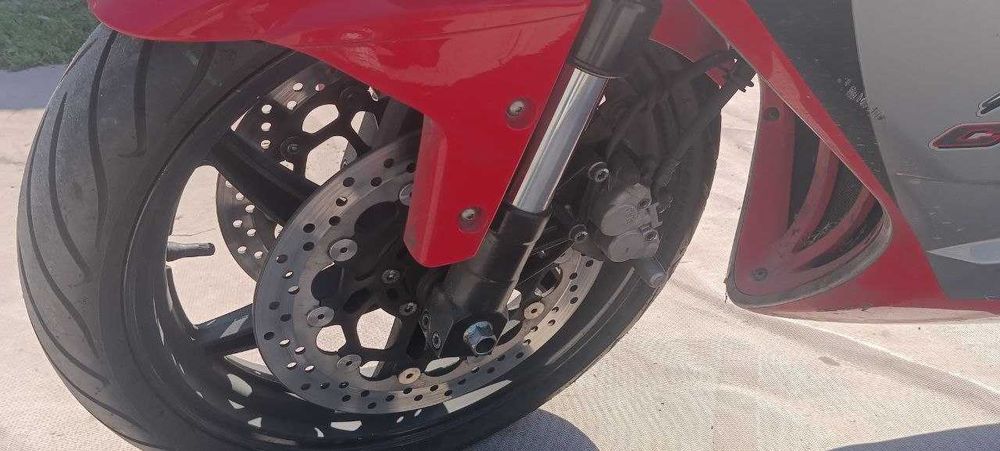 Hyosung GT 250R 2012