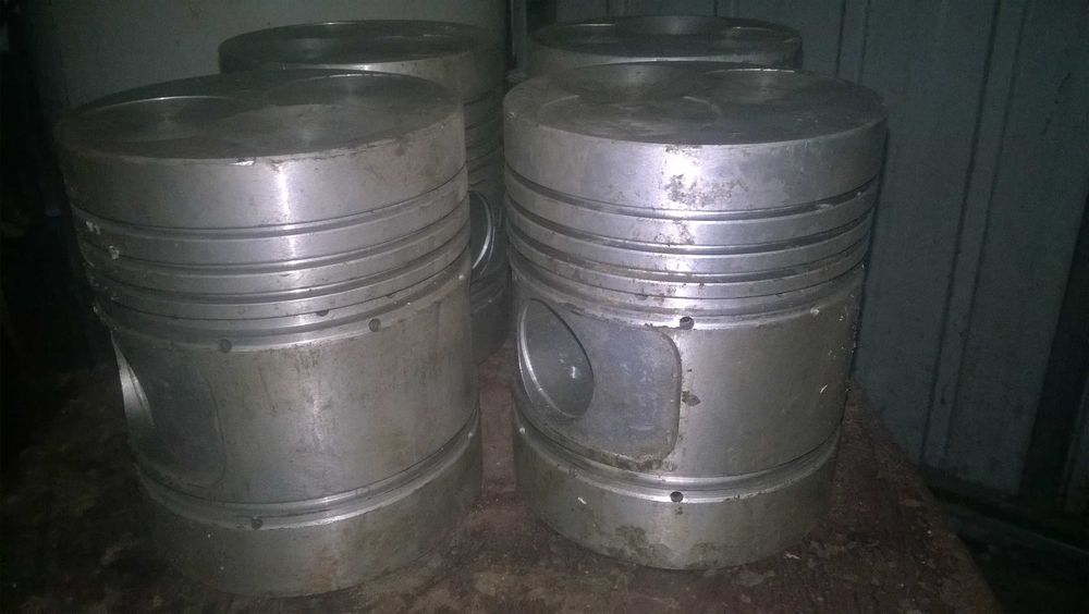 Поршень трактор КАМАЗ КАМАЗ-740 Поршень ваговий Алюміній