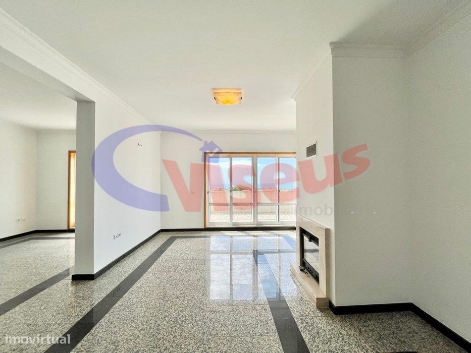 Penthouse T3+1 Vilar Paraíso