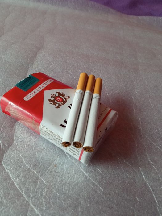 Marlboro papierosy z lat 80tych