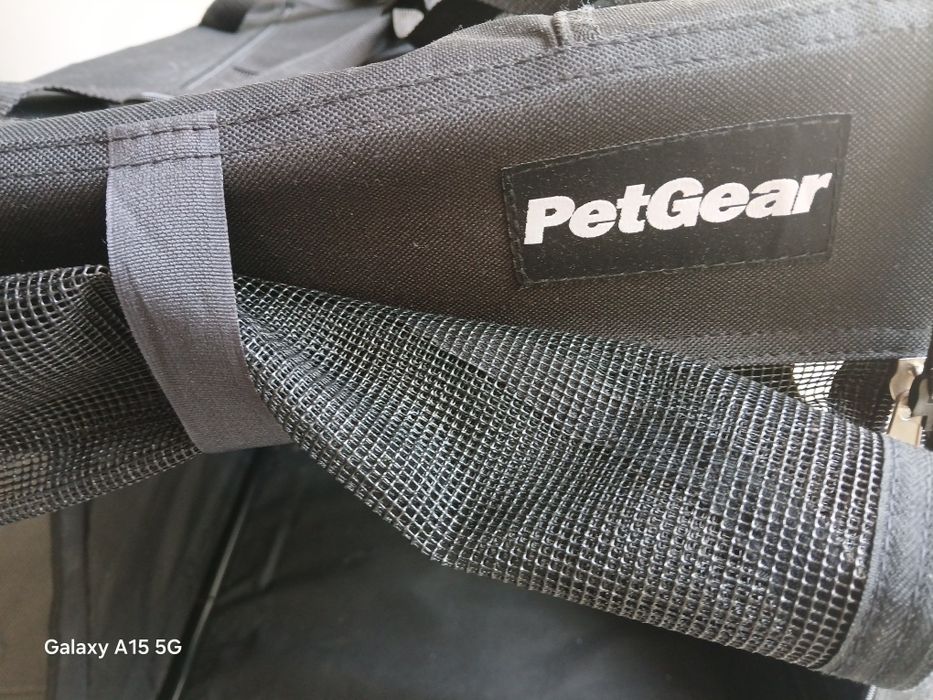 Transportadora para cães e/ou gatos dobrável