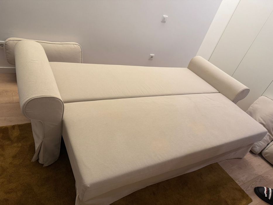 Sofá cama 3 lugares com arrumacão