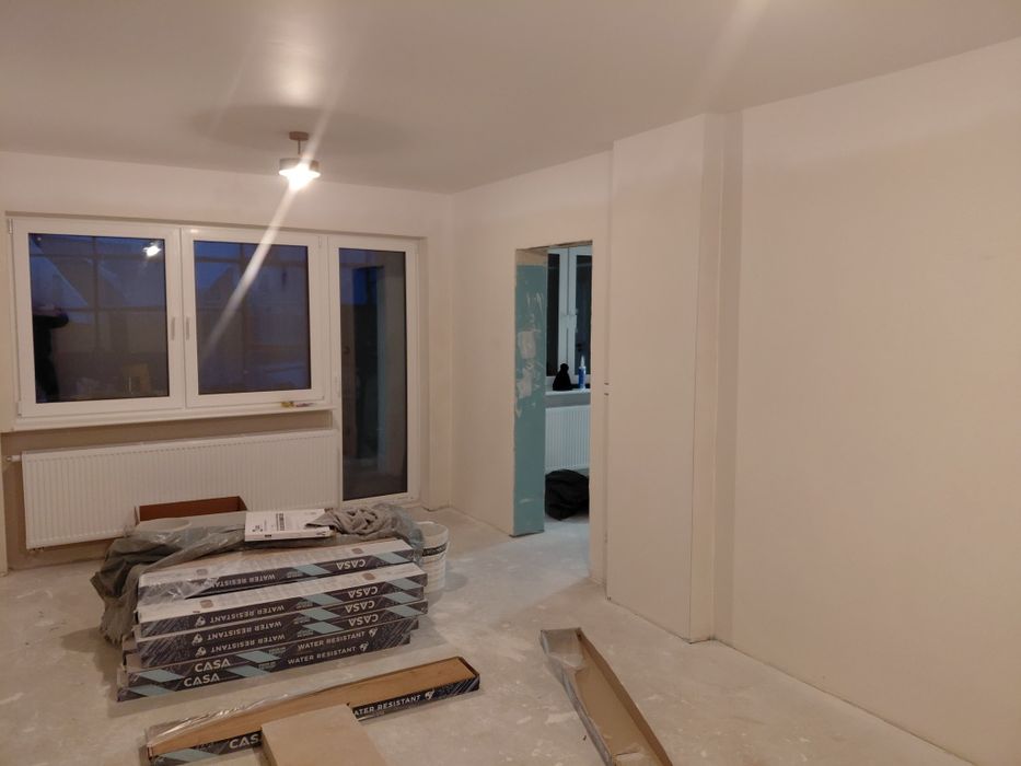 Szpachlowanie, Malowanie natryskowe