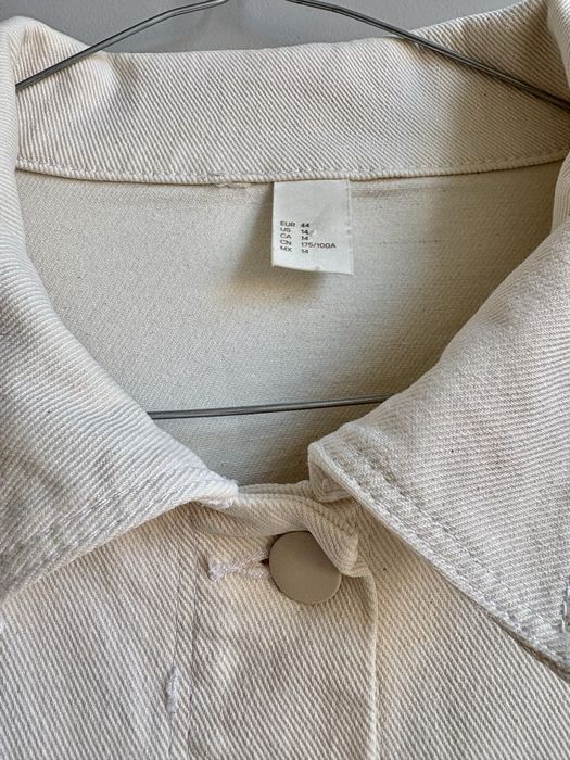 Біла джинсова куртка H&M