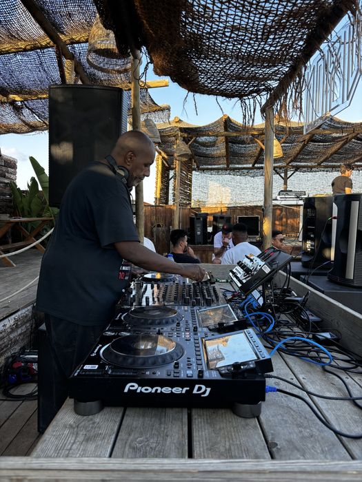 Cdjs 3000 djm v10 pioneer rmx-1000